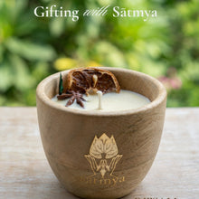 Load image into Gallery viewer, Satmya Candle: Wooden Jar Soy Wax Candle
